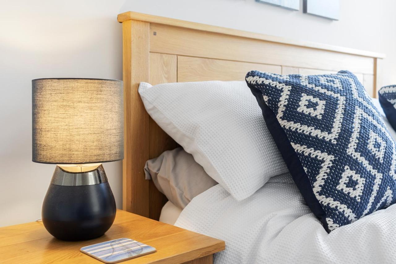 A Modern And Cosy Apartment Just Yards From Brixham'S Bustling Harbourside Kültér fotó